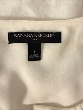 Banana Republic Ivory Button-Front Top